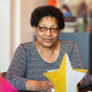 Meet your Posher, Lynda